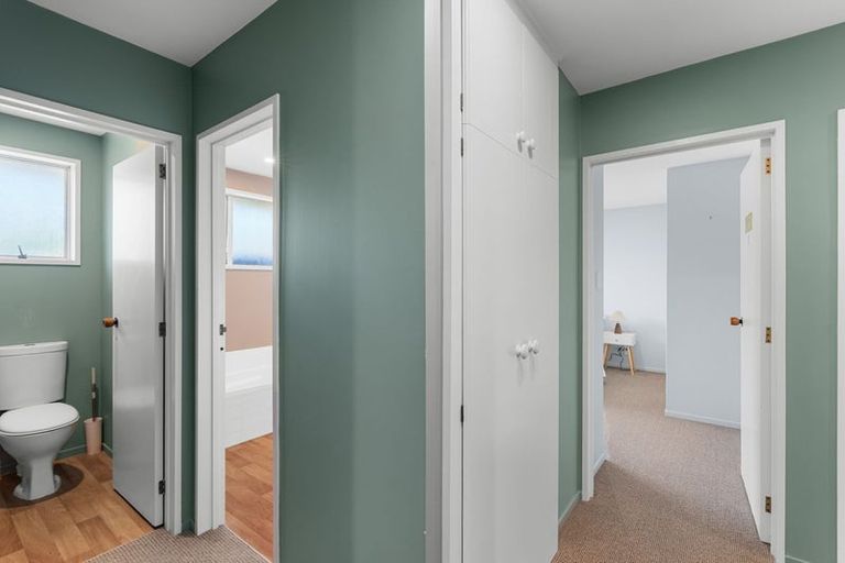 Photo of property in 21b Montclare Avenue, Ilam, Christchurch, 8041