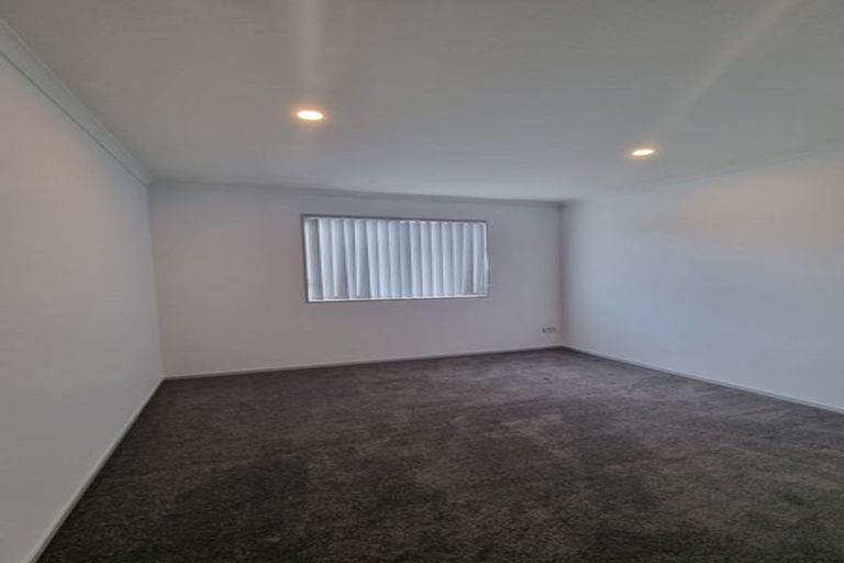 Photo of property in 27a Tributary Parade, Karaka, Papakura, 2113