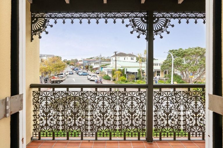 Photo of property in 40f Agra Crescent, Khandallah, Wellington, 6035