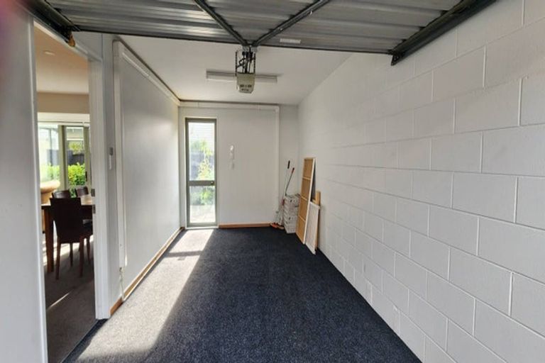 Photo of property in 2/21 Bishop Street, St Albans, Christchurch, 8014