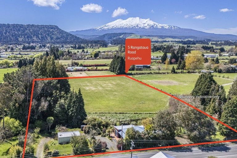 Photo of property in 5 Rangataua Rd (state Highway 49), Ohakune, 4625