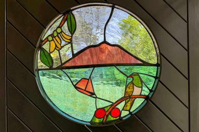 Photo of property in 12 Oban Road, Browns Bay, Auckland, 0630