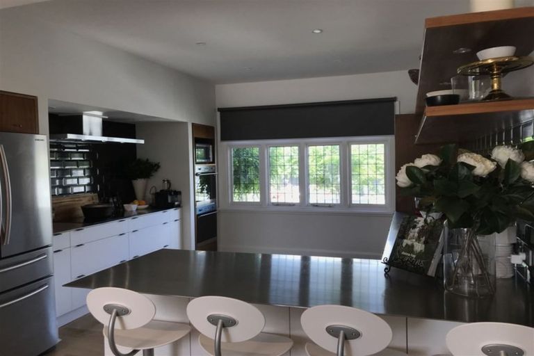 Photo of property in 35 Knowles Street, St Albans, Christchurch, 8052