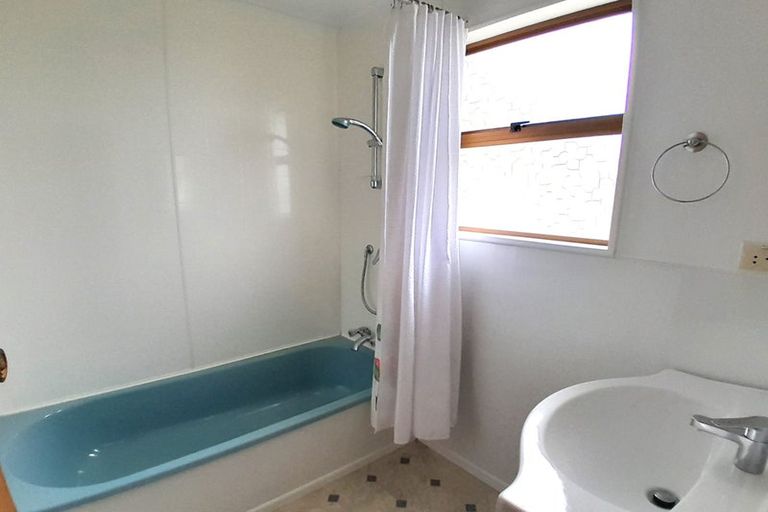 Photo of property in 397 Arapaepae Road South, Levin, 5571