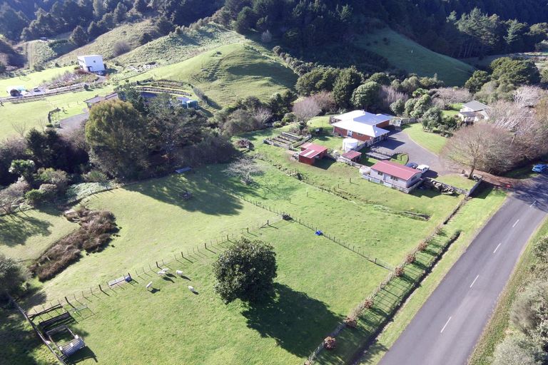 Photo of property in 1058 Old Mountain Road, Waitetuna, Raglan, 3295
