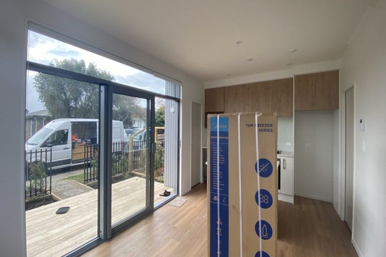 Photo of property in 14/2 Moor Avenue, Te Atatu Peninsula, Auckland, 0610