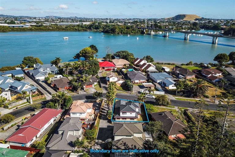 Photo of property in 58 Millen Avenue, Pakuranga, Auckland, 2010