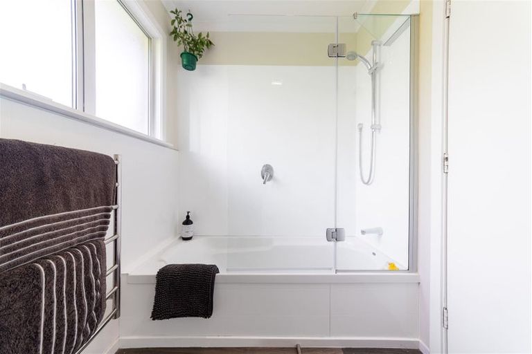 Photo of property in 50 Fovant Street, Russley, Christchurch, 8042