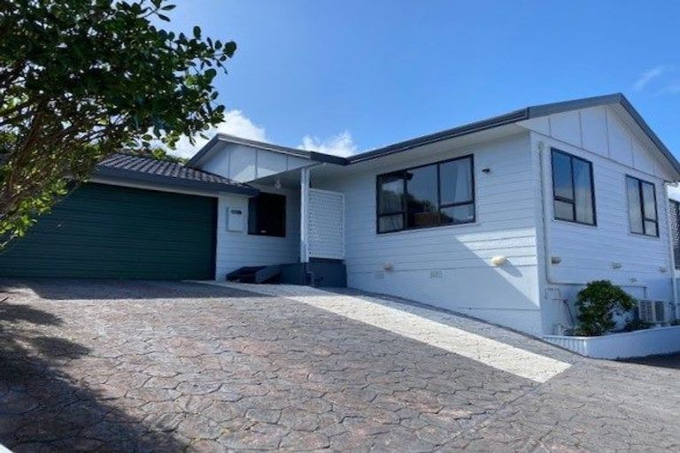 Photo of property in 282 Maungaraki Road, Maungaraki, Lower Hutt, 5010