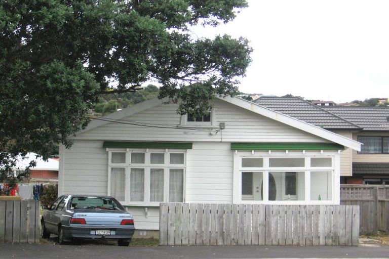 Photo of property in 10 Argentine Avenue, Miramar, Wellington, 6022