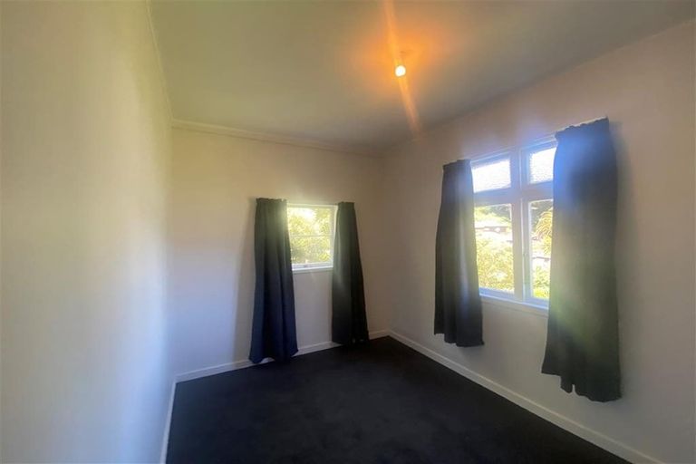 Photo of property in 9 Plunket Street, Kelburn, Wellington, 6012