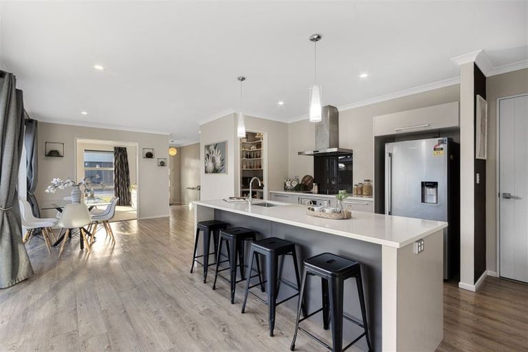 Photo of property in 4 Andesite Drive, Rolleston, 7614