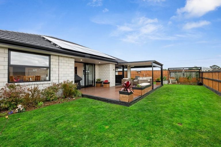 Photo of property in 11 Tangaroa Street, Waitara, 4320