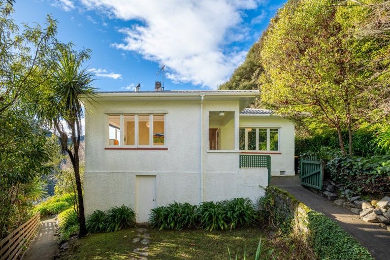 Photo of property in 120 Cleveland Terrace, Maitai, Nelson, 7010