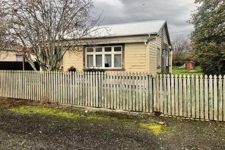 Photo of property in 79 Ajax Street, Milton, 9220