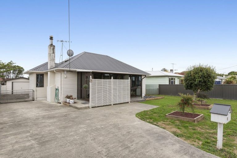 Photo of property in 11 Gardener Street, Levin, 5510