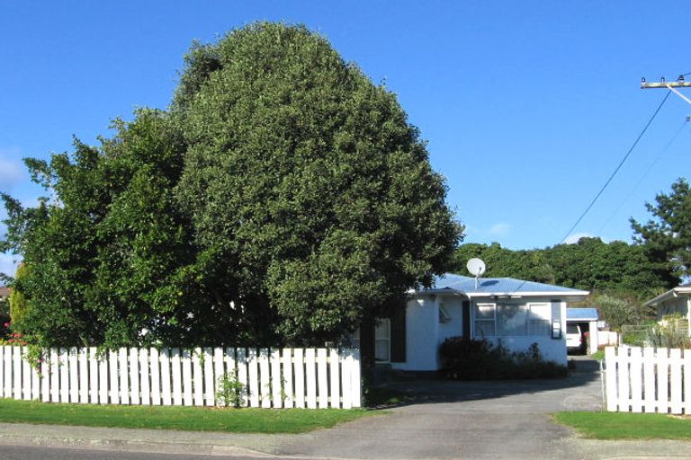 Photo of property in 181 Rangiuru Road, Otaki, 5512