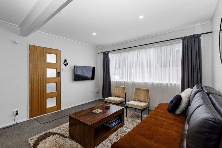 Photo of property in 71e Randwick Crescent, Moera, Lower Hutt, 5010