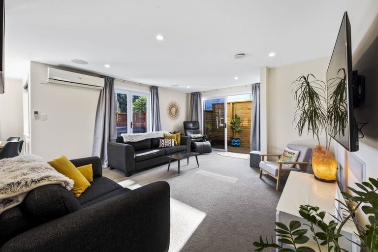 Photo of property in 71 Marama Crescent, Spotswood, New Plymouth, 4310