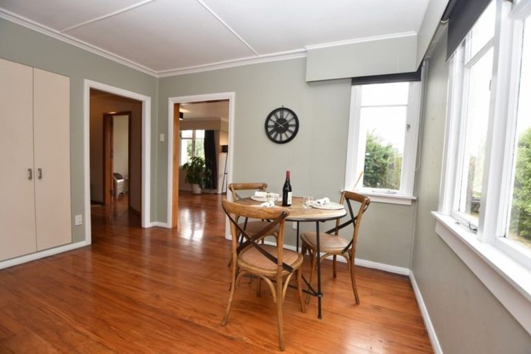 Photo of property in 229 High Street North, Carterton, 5713