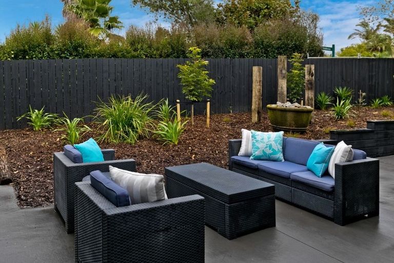 Photo of property in 67 Waipuia Place, Greenhithe, Auckland, 0632