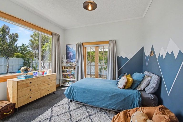 Photo of property in 52 Brougham Street, Westport, 7825