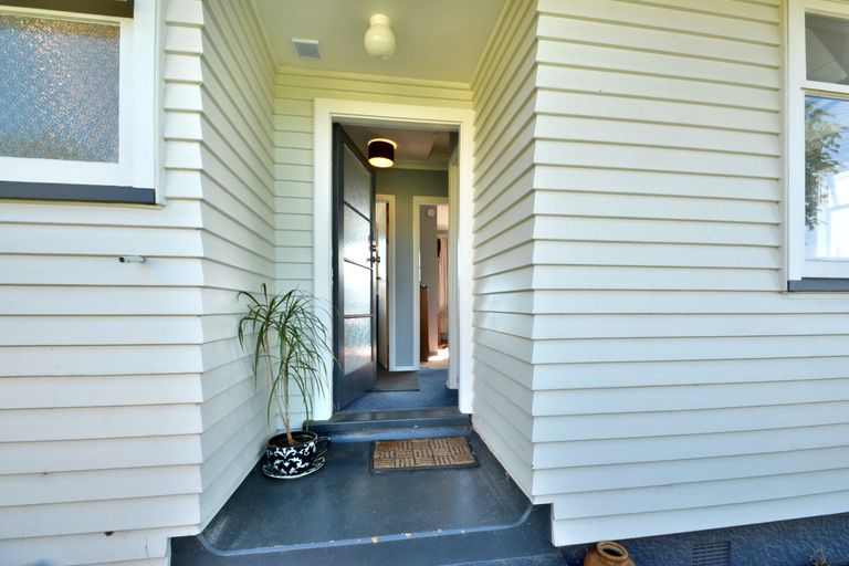 Photo of property in 244 Brockville Road, Brockville, Dunedin, 9011