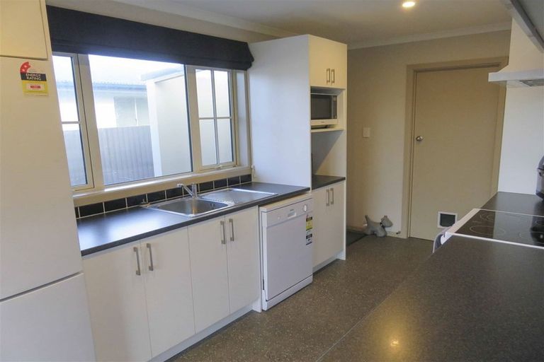 Photo of property in 11 Chesney Street, Heidelberg, Invercargill, 9812