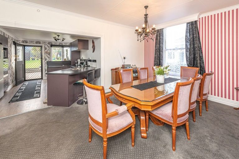 Photo of property in 10 Carlton Avenue, Gonville, Whanganui, 4501