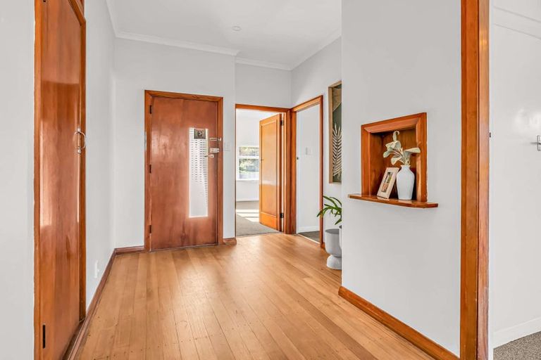 Photo of property in 25 Kent Road, Saint Johns Hill, Whanganui, 4501