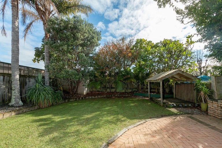 Photo of property in 32 Cumberland Avenue, Westmere, Auckland, 1022