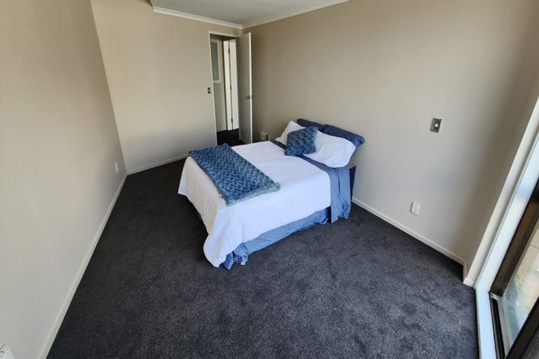 Photo of property in 9 Rangitane Street, Maupuia, Wellington, 6022