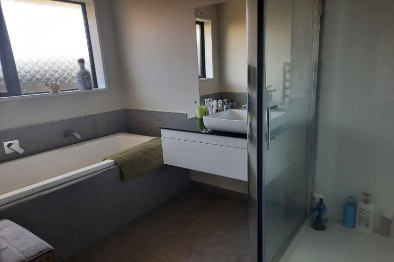 Photo of property in 43 Hayson Drive, Kaiapoi, 7630