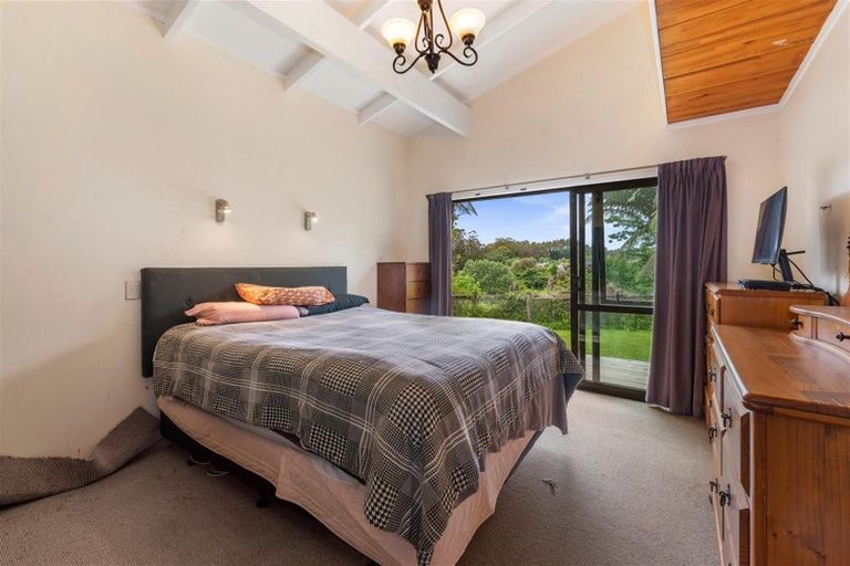Photo of property in 70 Utuhina Road, Springfield, Rotorua, 3015