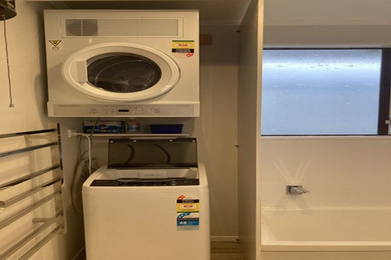 Photo of property in 60 Standen Street, Karori, Wellington, 6012