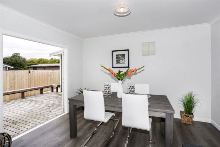 Photo of property in 22 Russell Avenue, Pukekohe, 2120