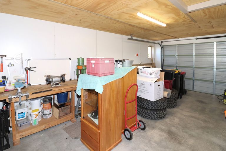 Photo of property in 24 Mill Grove, Clareville, Carterton, 5713