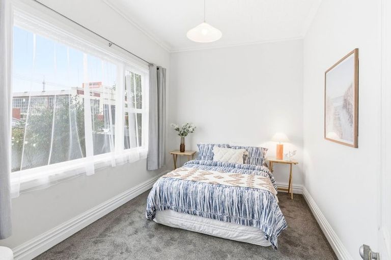 Photo of property in 17 Burns Street, South Dunedin, Dunedin, 9012