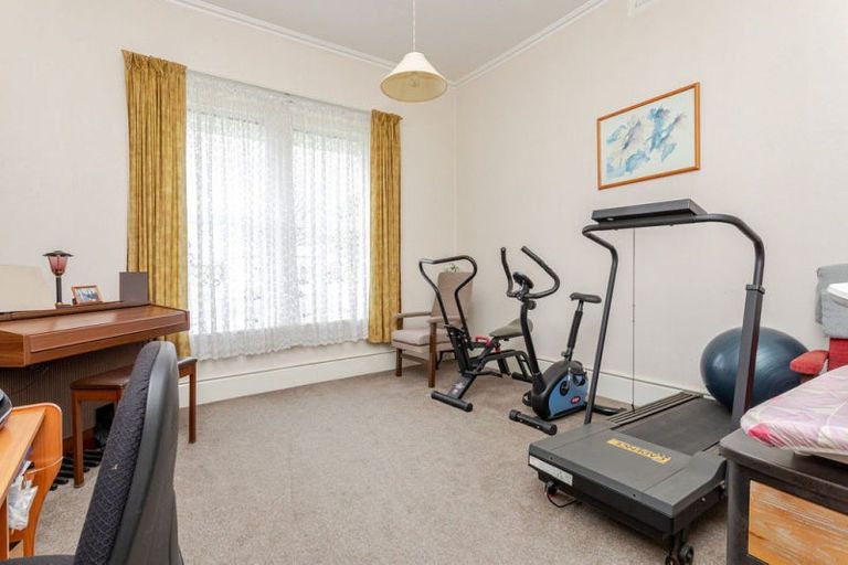 Photo of property in 36 Barraud Street, Dannevirke, 4930