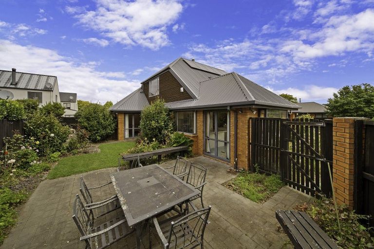 Photo of property in 7 Fuchsia Place, Halswell, Christchurch, 8025