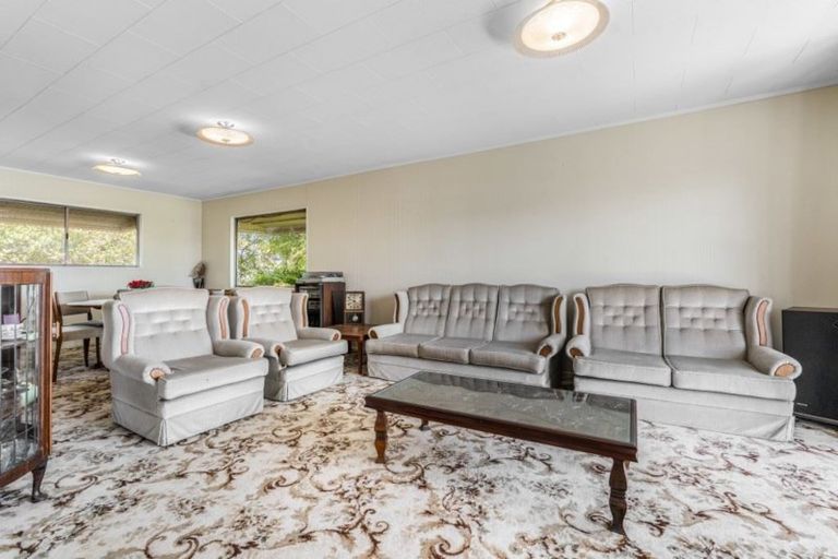 Photo of property in 43 Galaxy Drive, Mairangi Bay, Auckland, 0630