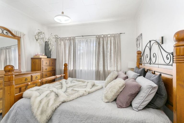 Photo of property in 33 Rangipoia Place, Turangi, 3334