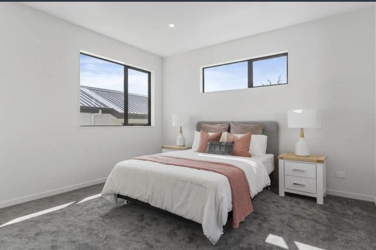 Photo of property in 52 Pukemarino Road, Waimauku, 0812