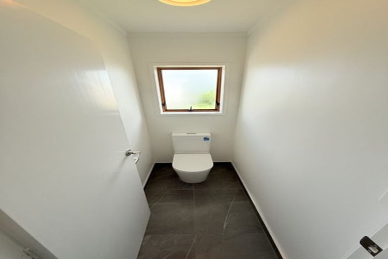 Photo of property in 7 Sunnyview Avenue, Shelly Park, Auckland, 2014