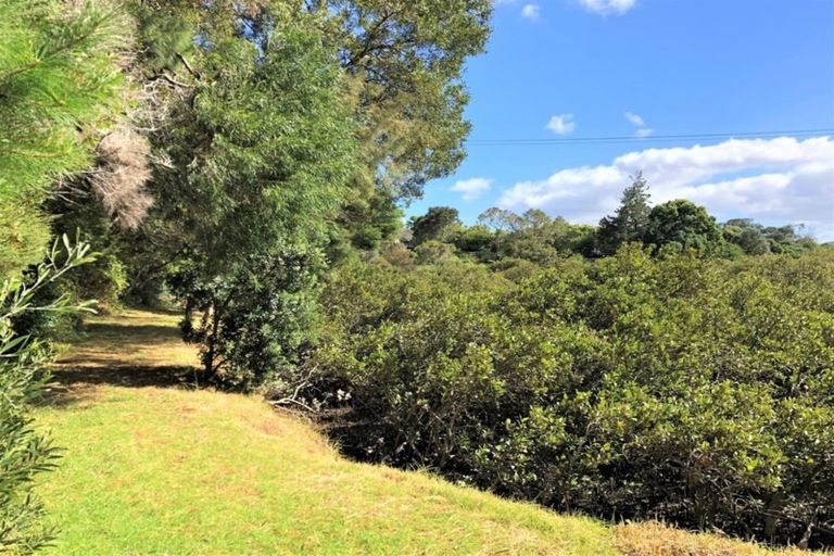 Photo of property in 14 Rata Road, Whenuapai, Auckland, 0618