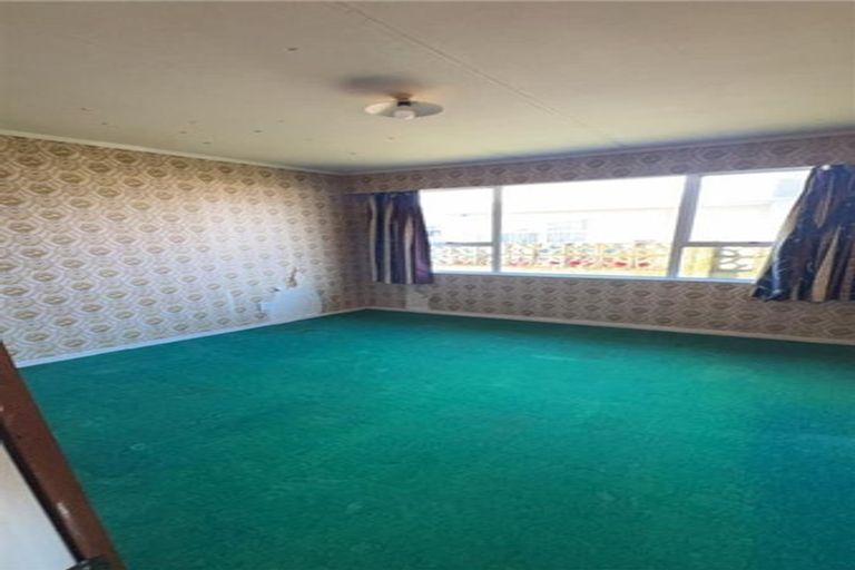 Photo of property in 151 Liverpool Street, Levin, 5510