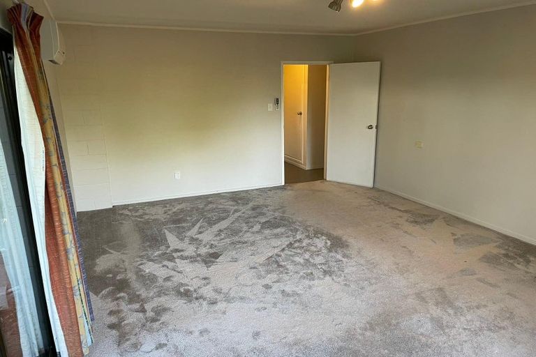 Photo of property in 2/94 Glamorgan Drive, Torbay, Auckland, 0630