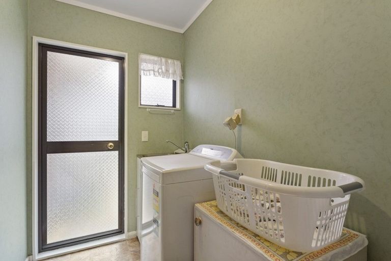 Photo of property in 3 The Avenue, Paraparaumu Beach, Paraparaumu, 5032