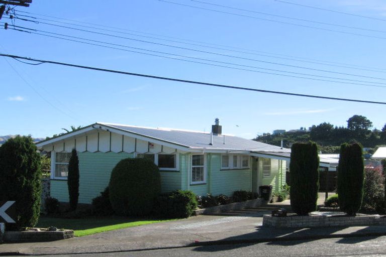 Photo of property in 1 Jay Street, Paparangi, Wellington, 6037