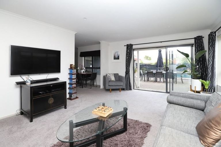 Photo of property in 28 Admiral Crescent, Flagstaff, Hamilton, 3210